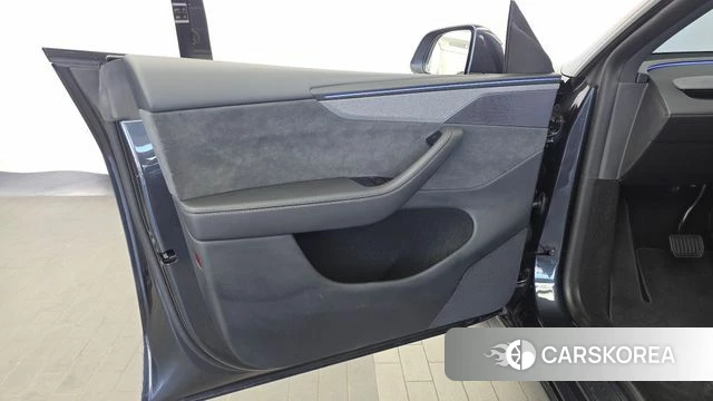 Tesla Model Y id 4897622 из Кореи 16