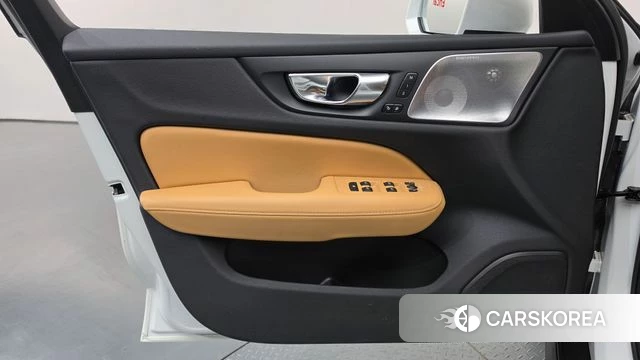 Volvo V60 Cross-Country 2nd Generation id 4991776 из Кореи 16