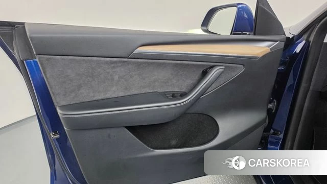 Tesla Model Y id 5033405 из Кореи 16