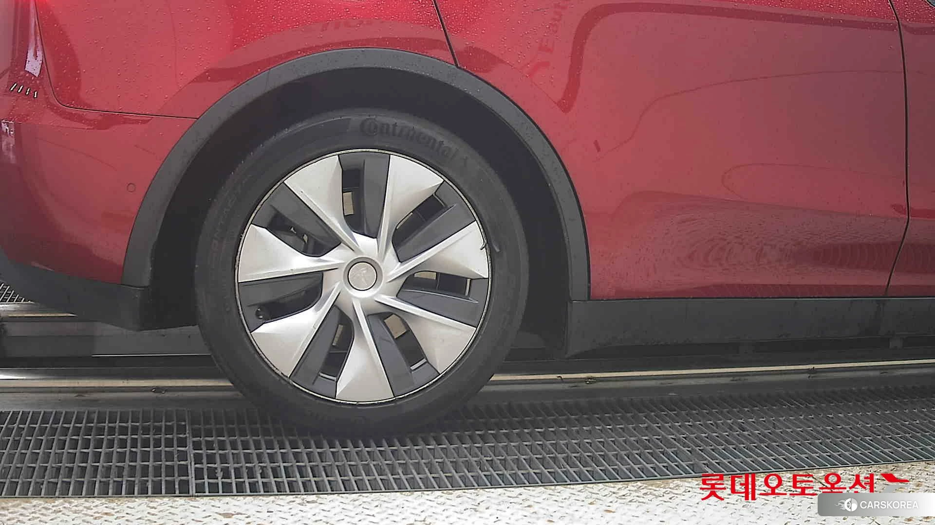 Tesla Model Y Standard Range id 4984745 из Кореи 16