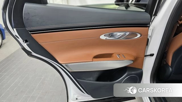 Genesis GV70 id 5012790 из Кореи 17