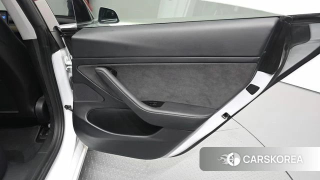 Tesla Model 3 id 4849366 из Кореи 17
