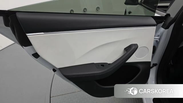 Tesla Model 3 id 4975021 из Кореи 17