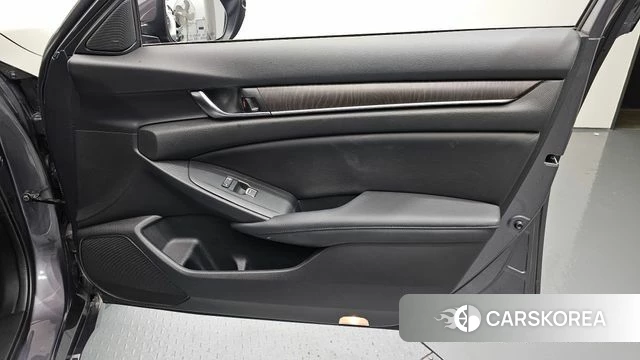 Honda Accord 10th Generation id 5035755 из Кореи 17