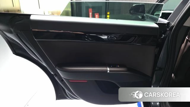 Hyundai Grandeur Hybrid (GN7) id 4996352 из Кореи 17