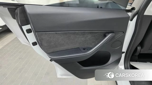 Tesla Model Y id 4702529 из Кореи 17