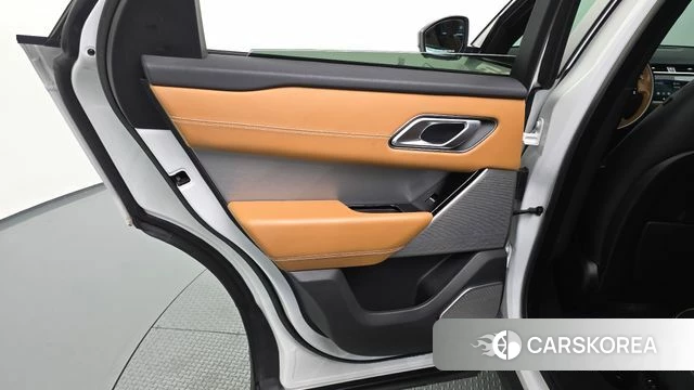Land Rover Range Rover Velar id 4937322 из Кореи 17