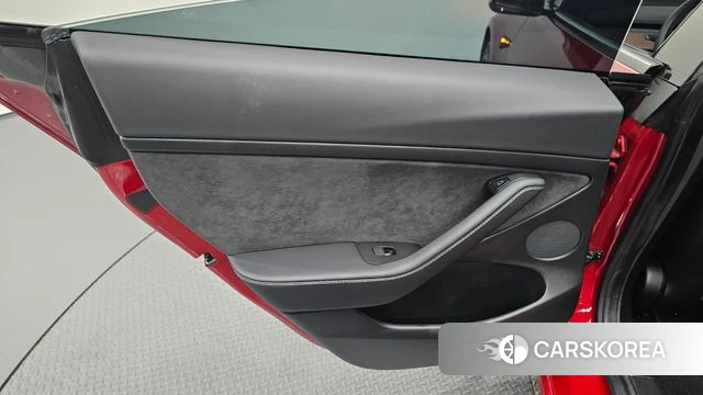 Tesla Model 3 id 4609112 из Кореи 17
