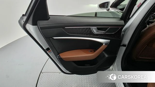 Audi A6 (C8) id 4916801 из Кореи 17