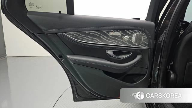 Mercedes-Benz E-Class W213 id 4981847 из Кореи 17
