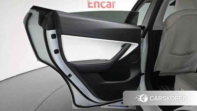 Tesla Model Y id 4936495 из Кореи 17
