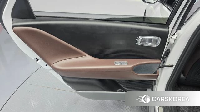 Hyundai Ionic 6 id 5040220 из Кореи 17