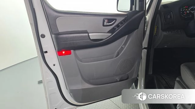 Hyundai The New Grand Starex id 5018485 из Кореи 17