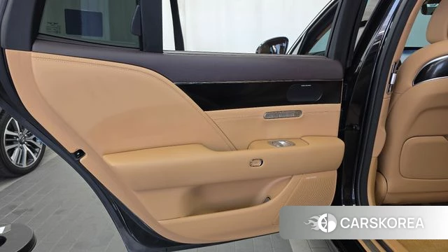 Genesis G90 (RS4) id 4928819 из Кореи 17