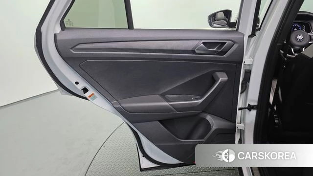 Volkswagen T-Roc id 4981752 из Кореи 17