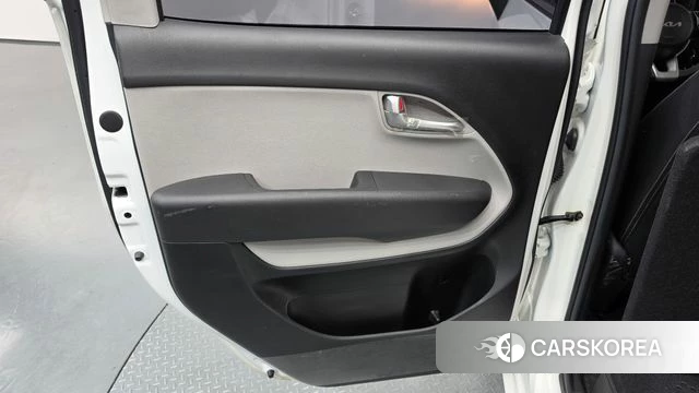 Kia The New Kia Ray id 4986281 из Кореи 17
