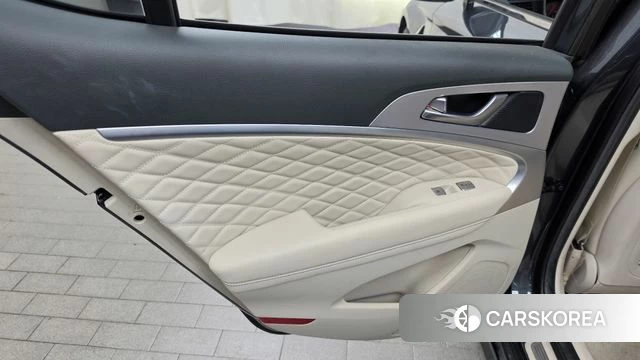 Genesis G70 id 5013555 из Кореи 17