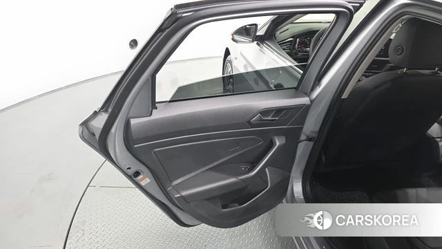 Volkswagen 7th Generation of Jetta id 4977146 из Кореи 17