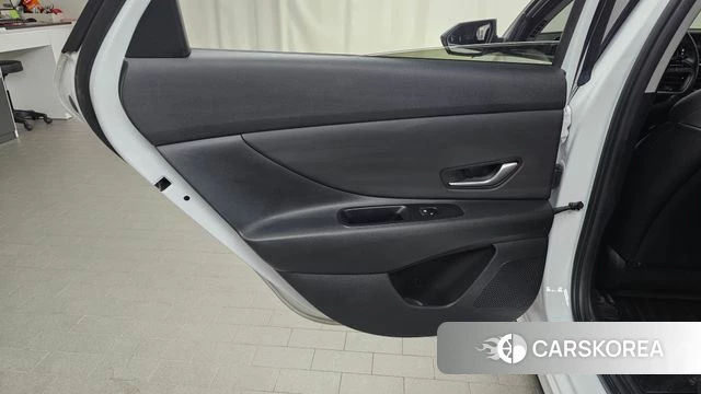Hyundai Avante Hybrid (CN7) id 4958602 из Кореи 17