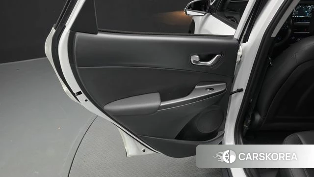 Hyundai The New Kona id 5040912 из Кореи 17