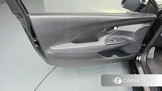 Hyundai Veloster (JS) id 4727823 из Кореи 17