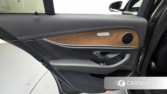 Mercedes-Benz E-Class W213 id 5053764 из Кореи 17