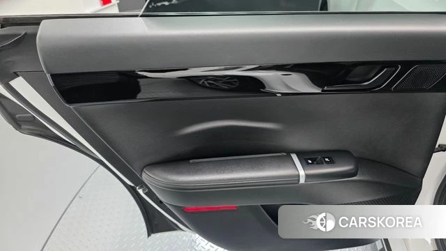 Hyundai Grandeur (GN7) id 5026583 из Кореи 17
