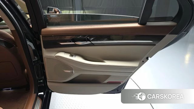Genesis G90 id 4943673 из Кореи 17