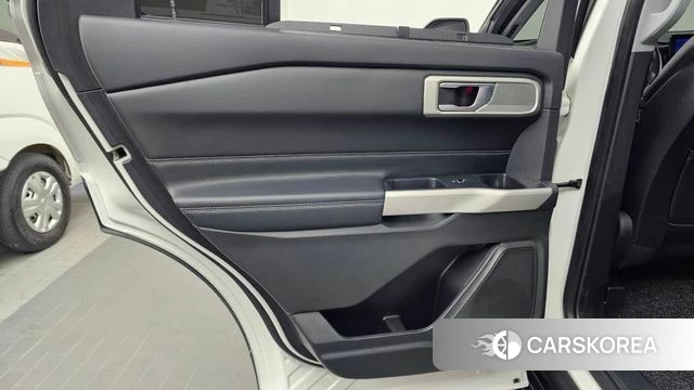 Ford Explorer 6th Generation id 5041322 из Кореи 17
