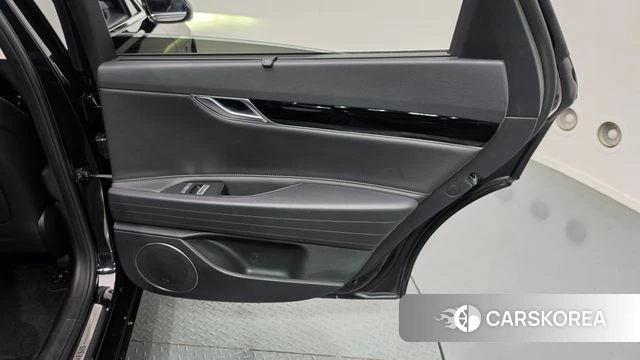 Genesis G80 (RG3) id 4936188 из Кореи 17