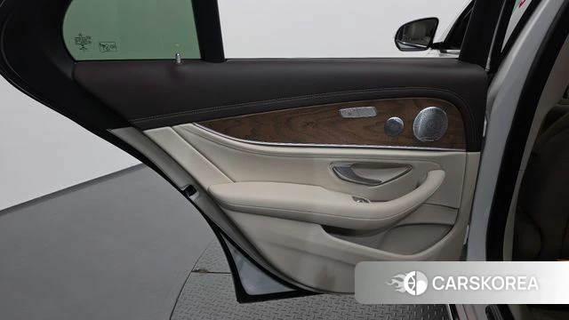 Mercedes-Benz E-Class W213 id 5023625 из Кореи 17