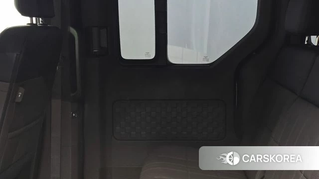 Kia PV5 id 4990242 из Кореи 17