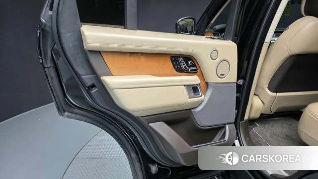 Land Rover Range Rover 4th Generation id 5018849 из Кореи 17