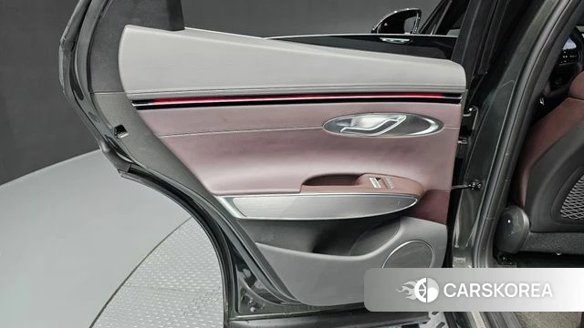 Genesis GV70 id 4928193 из Кореи 17