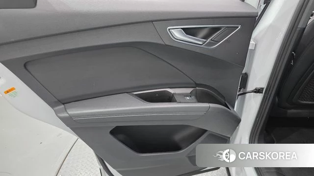 Audi Q4 e-Tron (F4) id 4905506 из Кореи 17
