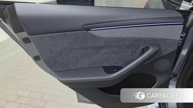 Tesla Model Y id 5010907 из Кореи 17