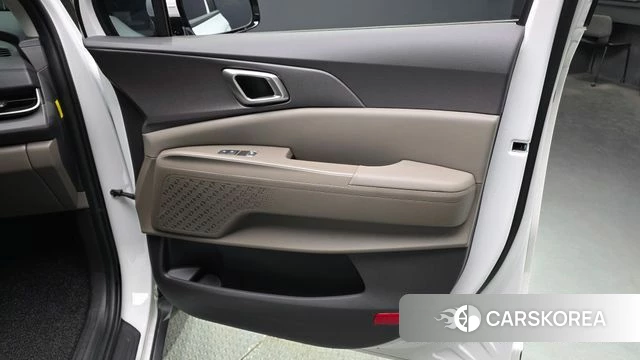 Kia The New Carnival 4th Generation id 4374919 из Кореи 17