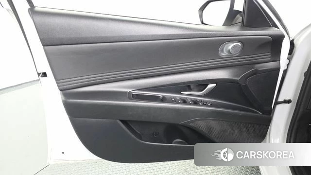 Hyundai Avante Hybrid (CN7) id 5013118 из Кореи 17