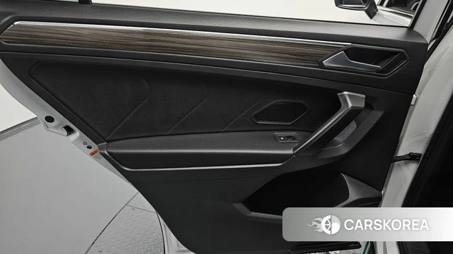 Volkswagen Tiguan Allspace id 4941683 из Кореи 17