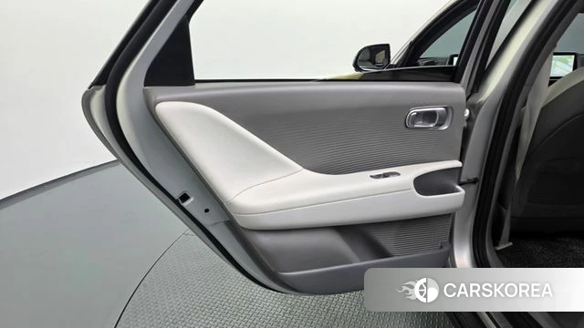 Hyundai Ionic 6 id 5046680 из Кореи 17