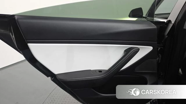 Tesla Model 3 id 4998184 из Кореи 17