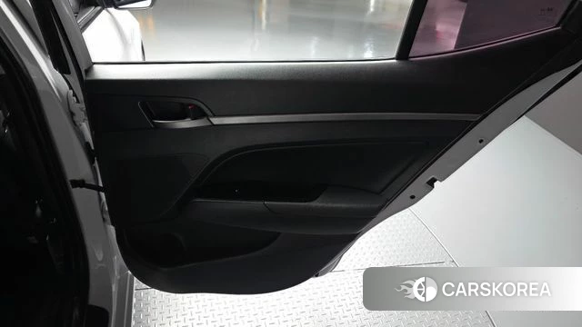 Hyundai Avante AD id 4998912 из Кореи 17