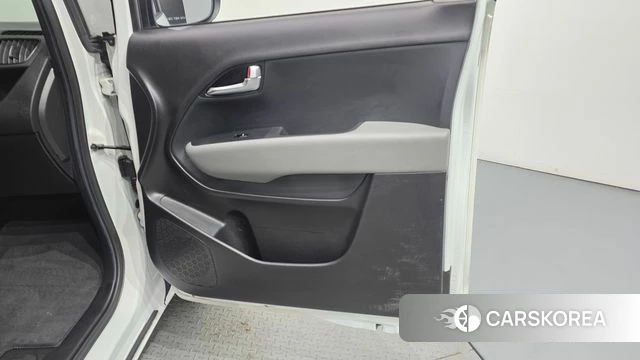 Kia The New Kia Ray id 4981326 из Кореи 17