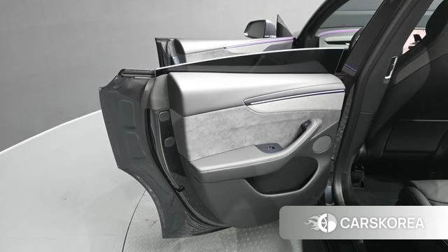 Tesla Model Y id 4777895 из Кореи 17