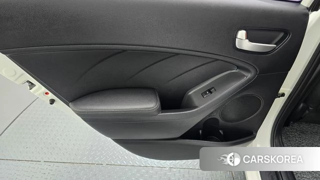 Kia The New K3 id 5042223 из Кореи 17