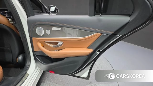 Mercedes-Benz E-Class W213 id 4967028 из Кореи 17