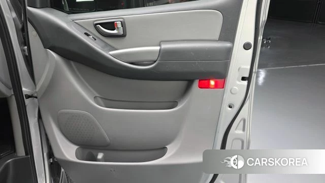 Hyundai The New Grand Starex id 4759257 из Кореи 17