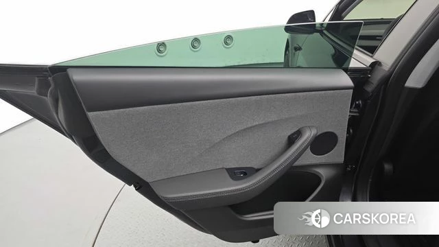 Tesla Model 3 id 4995247 из Кореи 17