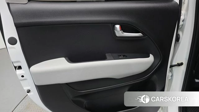 Kia The New Kia Ray id 5002336 из Кореи 17