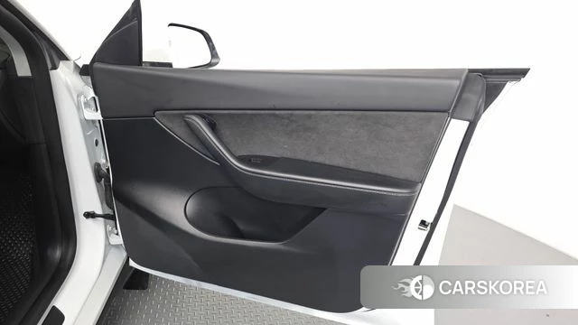 Tesla Model Y id 5002703 из Кореи 17